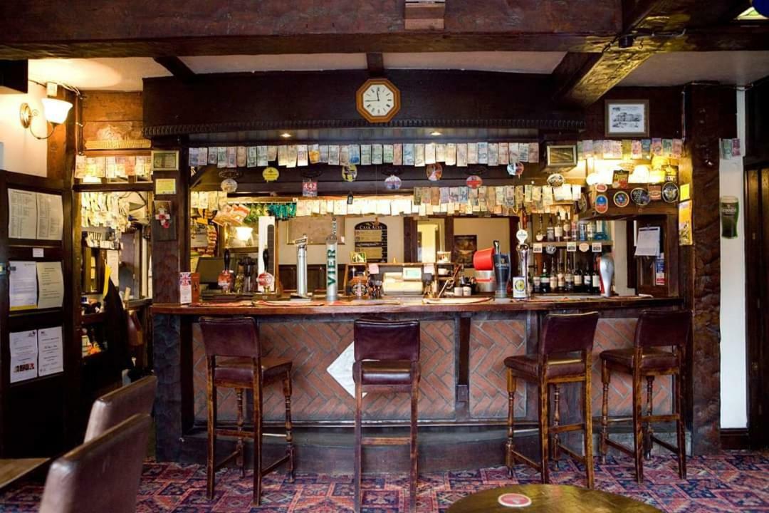The Kings Arms Bed & Breakfast Wilmslow Eksteriør bilde