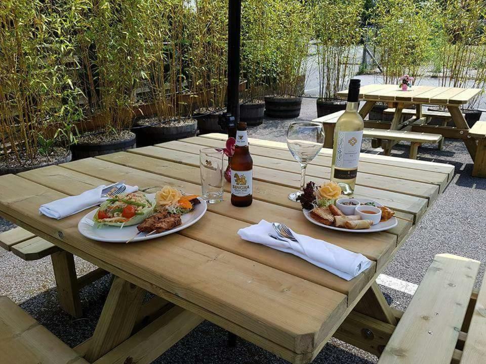 The Kings Arms Bed & Breakfast Wilmslow Eksteriør bilde